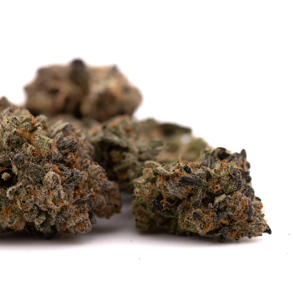 Blue Heron THCa Indoor Flower with orchard swirl trichomes and swirl synergy